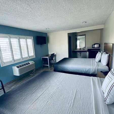 Super 8 By Wyndham Bakersfield Ca Villa Exterior photo
